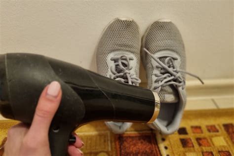 how to dry shoes without damage.